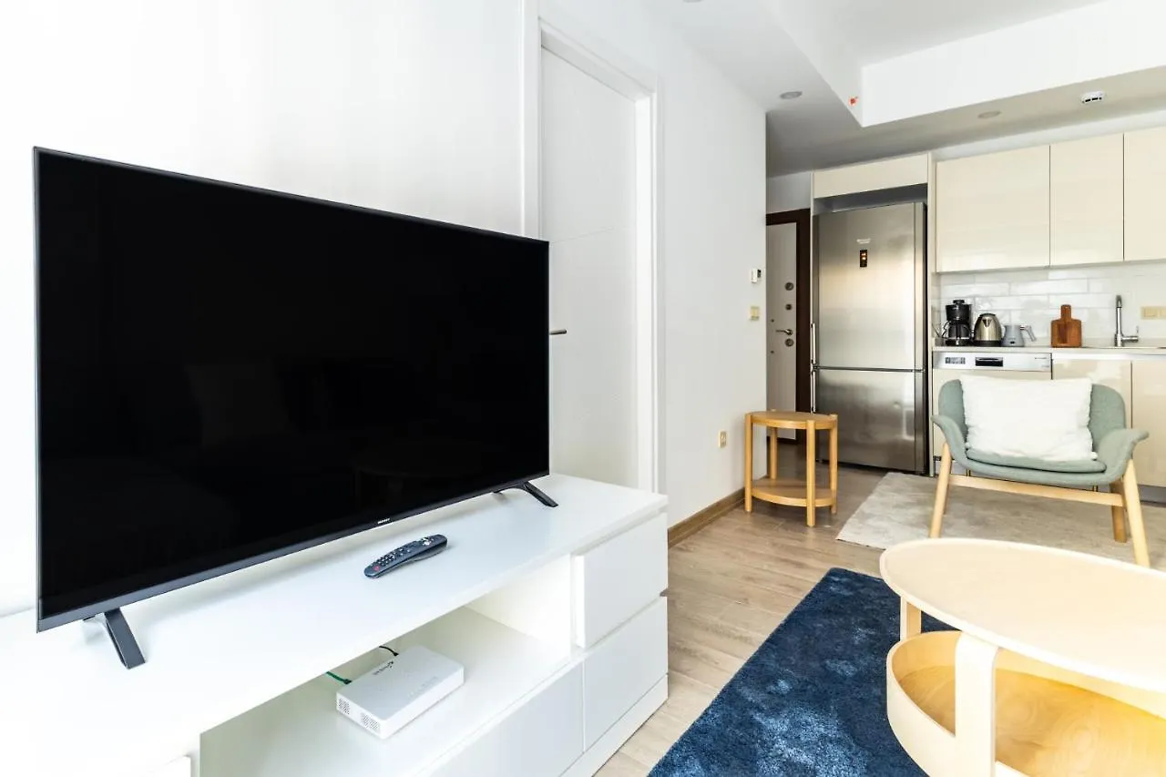 Stunning Istanbul Retreat 3 Min To Kanyon Mall Apartment Turkey